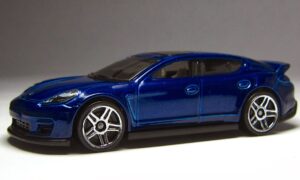 Hot Wheels Panamera (Blue)-image